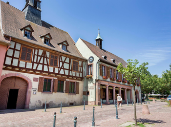 142689d097944d30a409416e6d1567ba