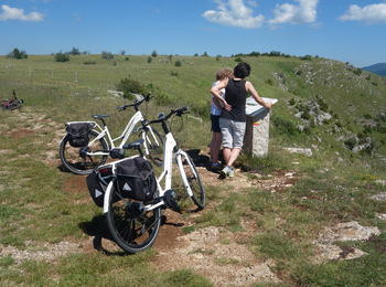 b23114bdc11a4f75959ccdaa0245149c