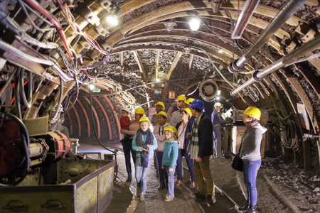 ef902709a1b340a7994110011b8fc653