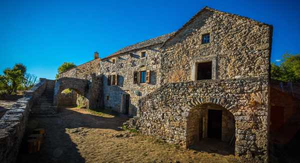 c7d7b0b18ffb471580e8427d2791569c