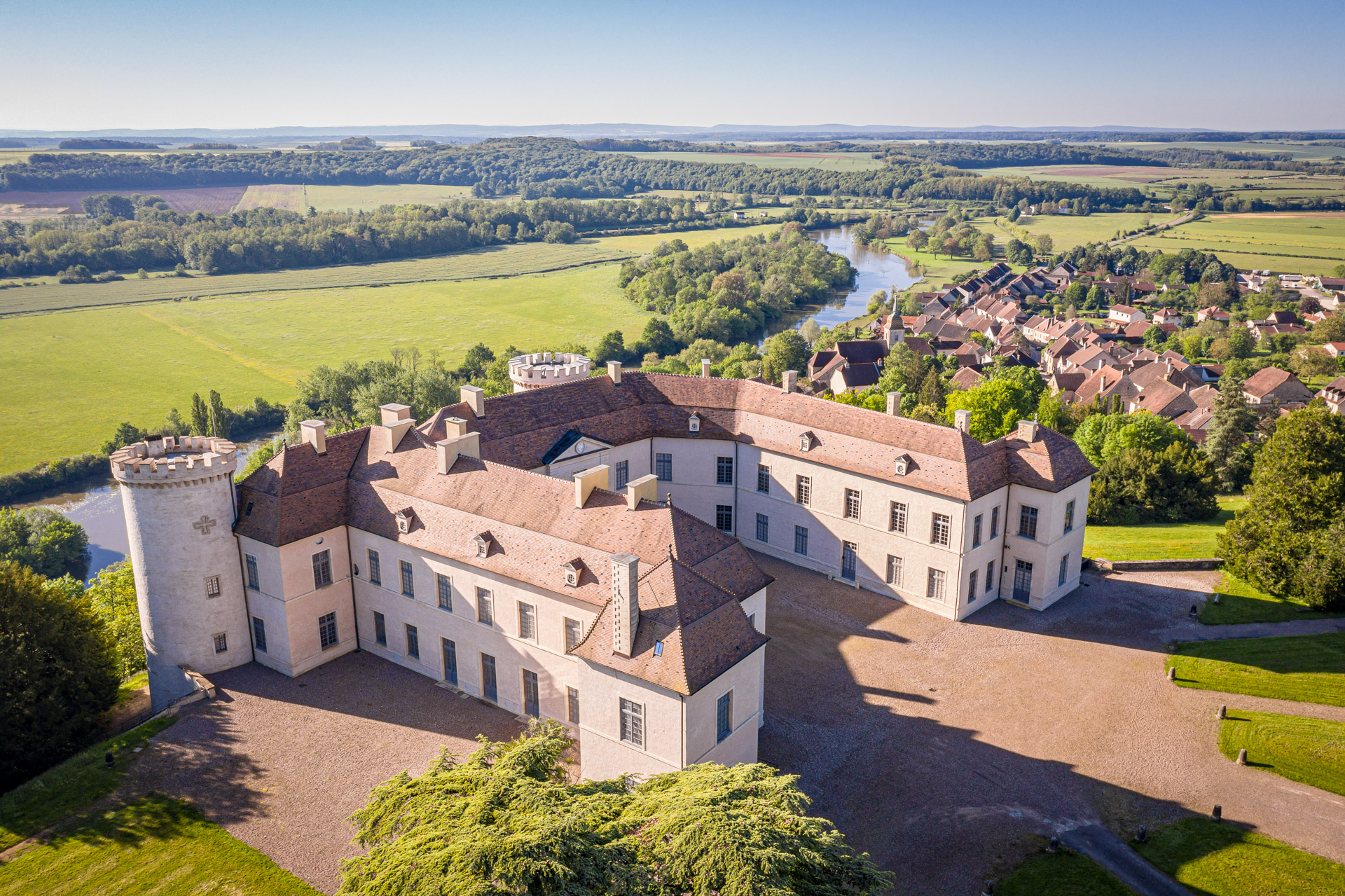 Visit Chateau de Ray-Sur-Saône