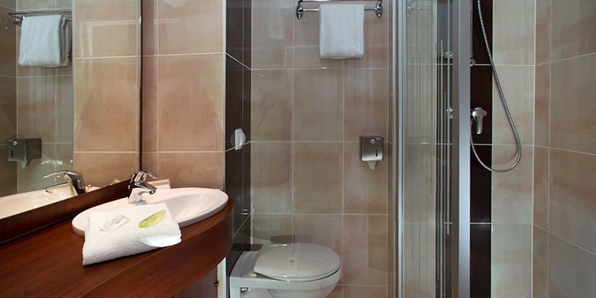 Brit Hotel Tours Sud - Le Cheops