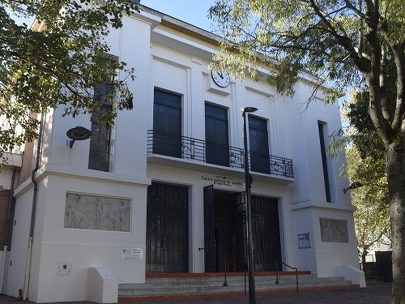 | À la loupe : le Centre culturel Renan de Jean Montariol |