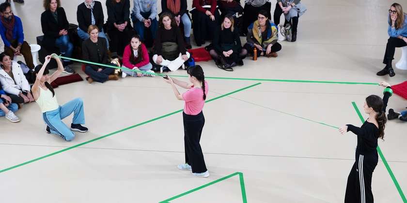 94da4e3adcbc4b9e99d662db57376152