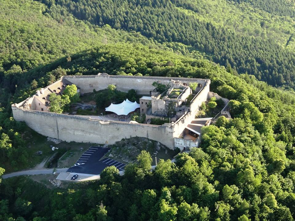 Castillo de Hohlandsbourg