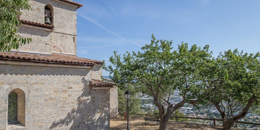 9ade60d77bbc4936ade5d559db55ace0