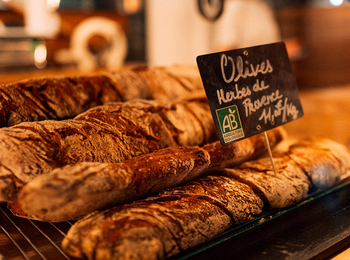 af1ce25acd734097a0e4fa9cfca4643c