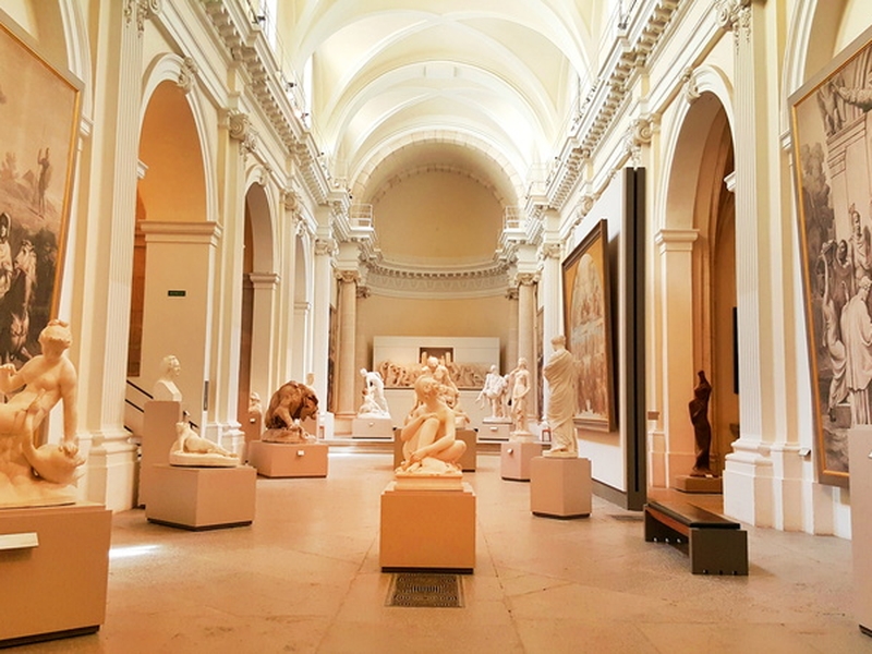 Museums & temporary exhibitions