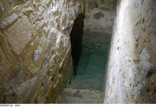Jewish ritual bath - Summer guided tours Pernes-les-Fontaines
