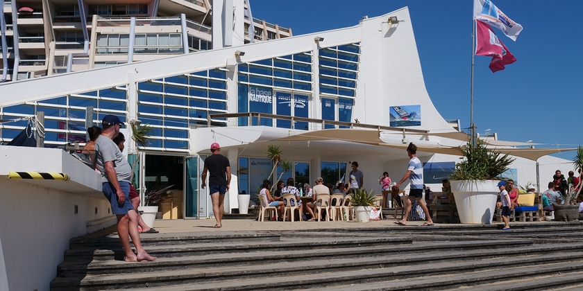 10% off surf and paddle hire