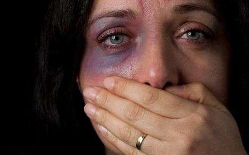 | Violences faites aux femmes |