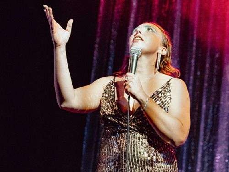 | Bienvenue au cabaret ! |