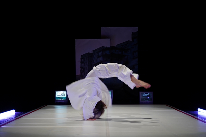 8c464e01476c481b9d2b1d3a369781f4