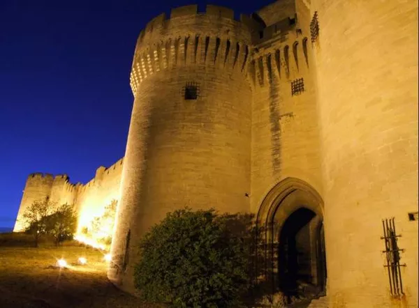 Guided Tours, the nocturnes of summer: Villeneuve in the moonlight