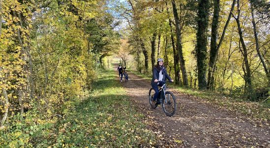 Visite Location de Vélos à Assistance Électrique à Cosne-Cours-Sur-Loire