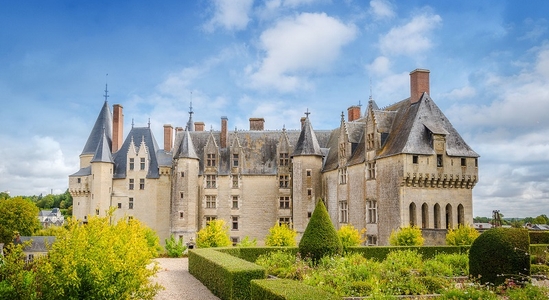 Château of Langeais and its park
