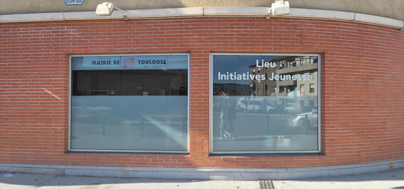 927024ae92274384a7f2b7b7a870f199