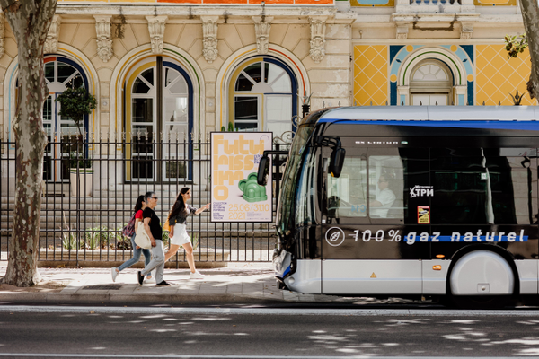 3b5b181ebdbe46d1858cf49fe34c808c